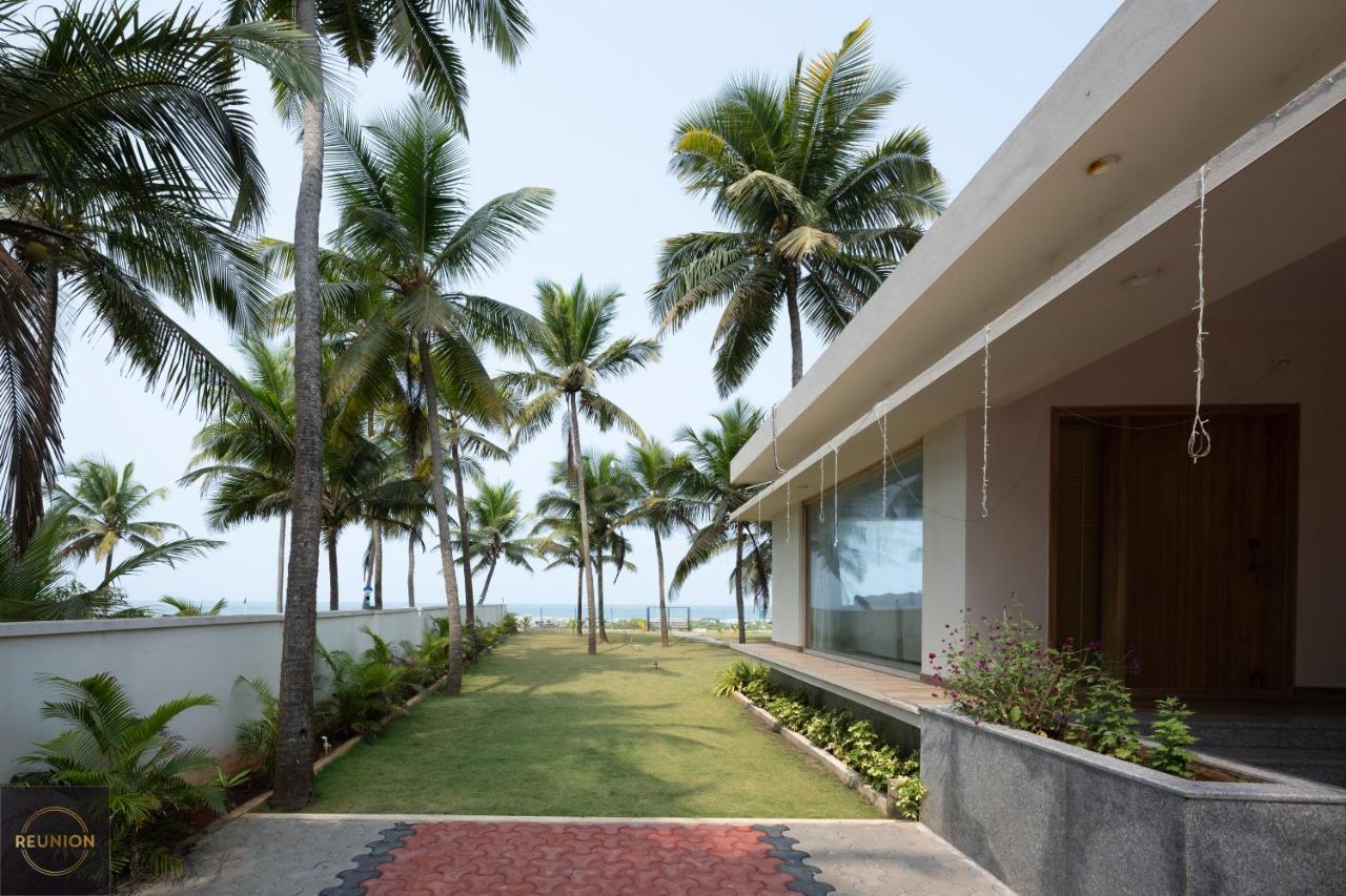 Reunion Ocean Elite - Beach House Udupi Kültér fotó