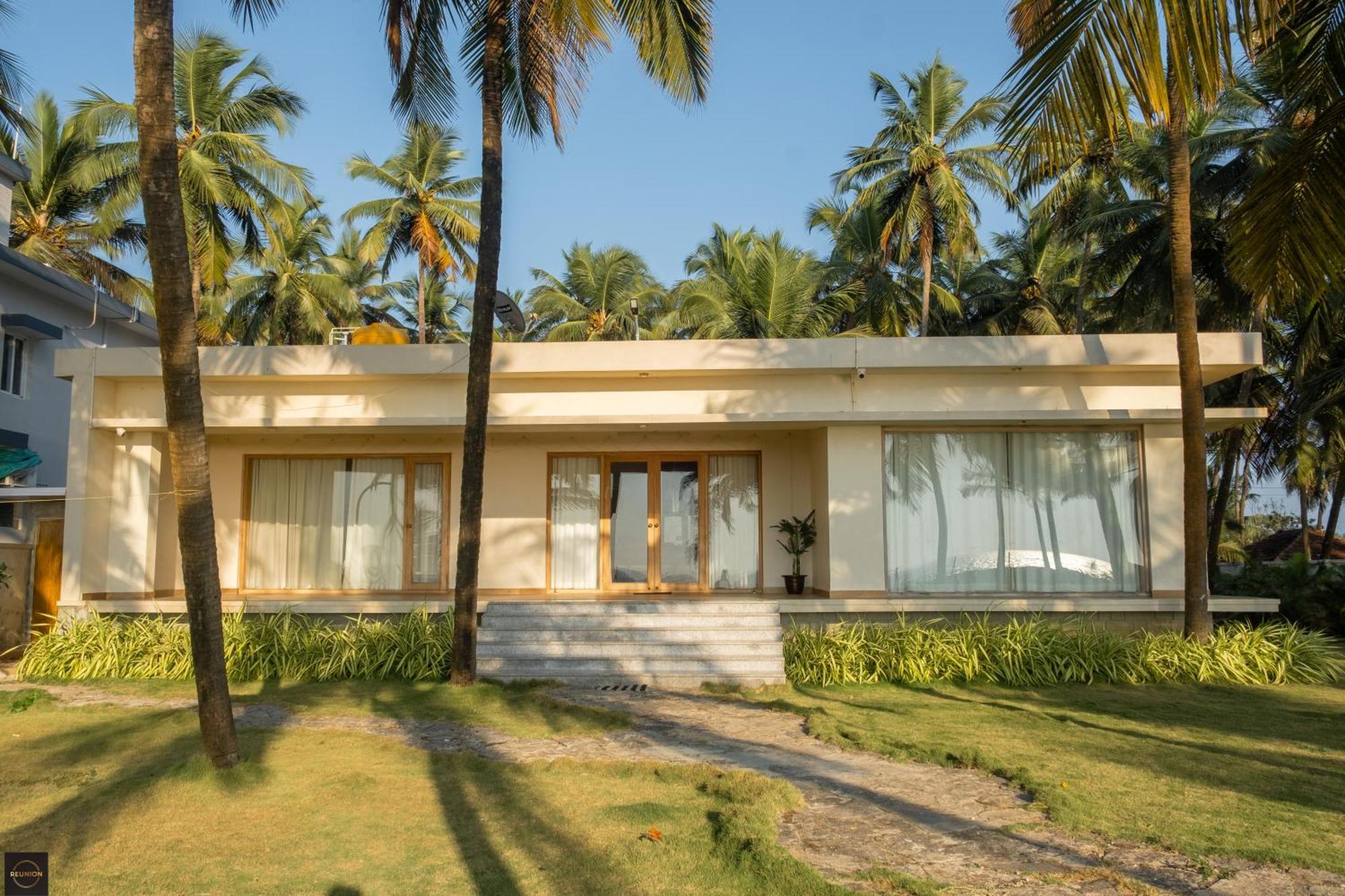 Reunion Ocean Elite - Beach House Udupi Kültér fotó